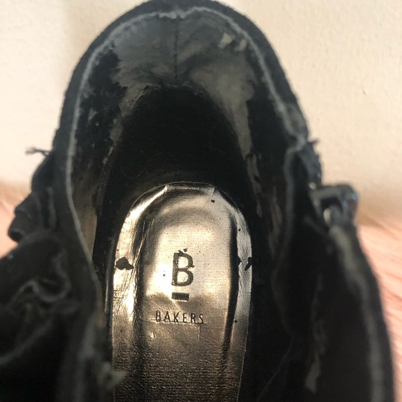 Bakers SCARLETT black booties - Picture 10 of 10